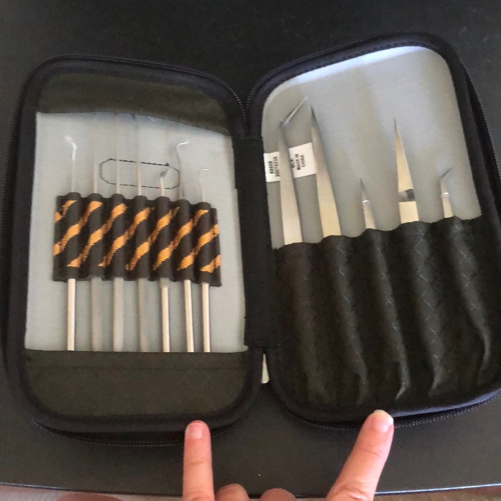 NWT Duluth Trading Co. Dentistry Tools in Case
